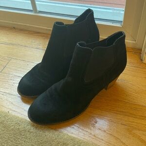 Dolce Vita suede bootie